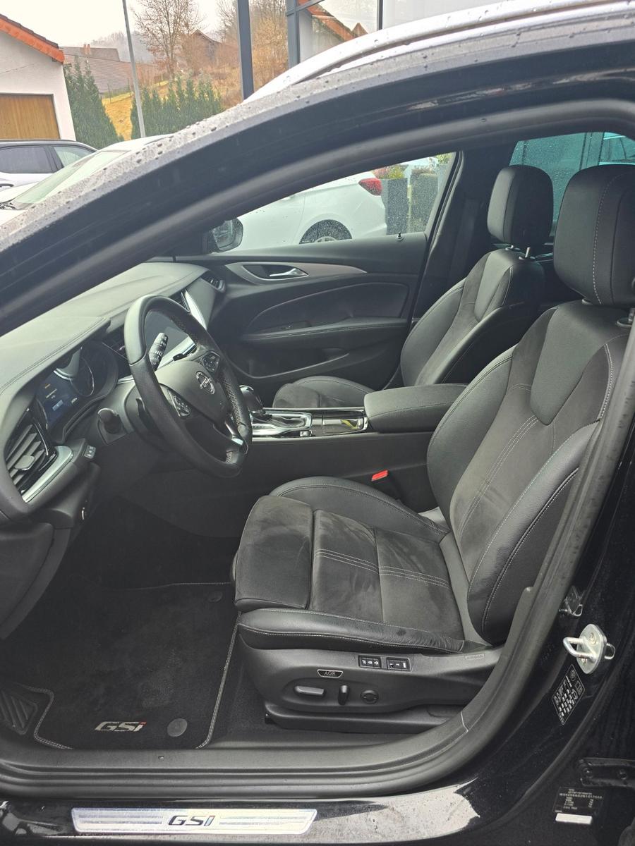 Opel Insignia B Sports Tourer GSi 4x4