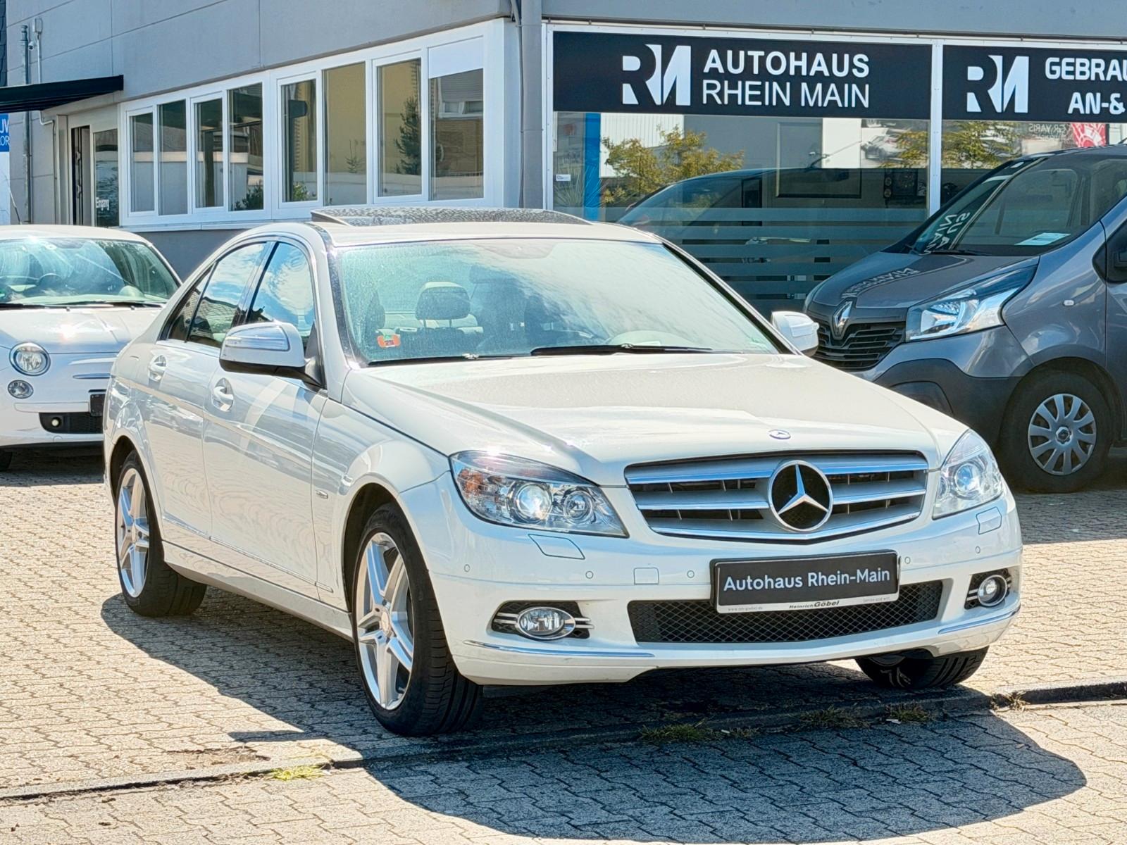 Mercedes-Benz C 200K Aut.*Nav*GsDh*Bi-Xen*Pdc*Shz*1.Hand