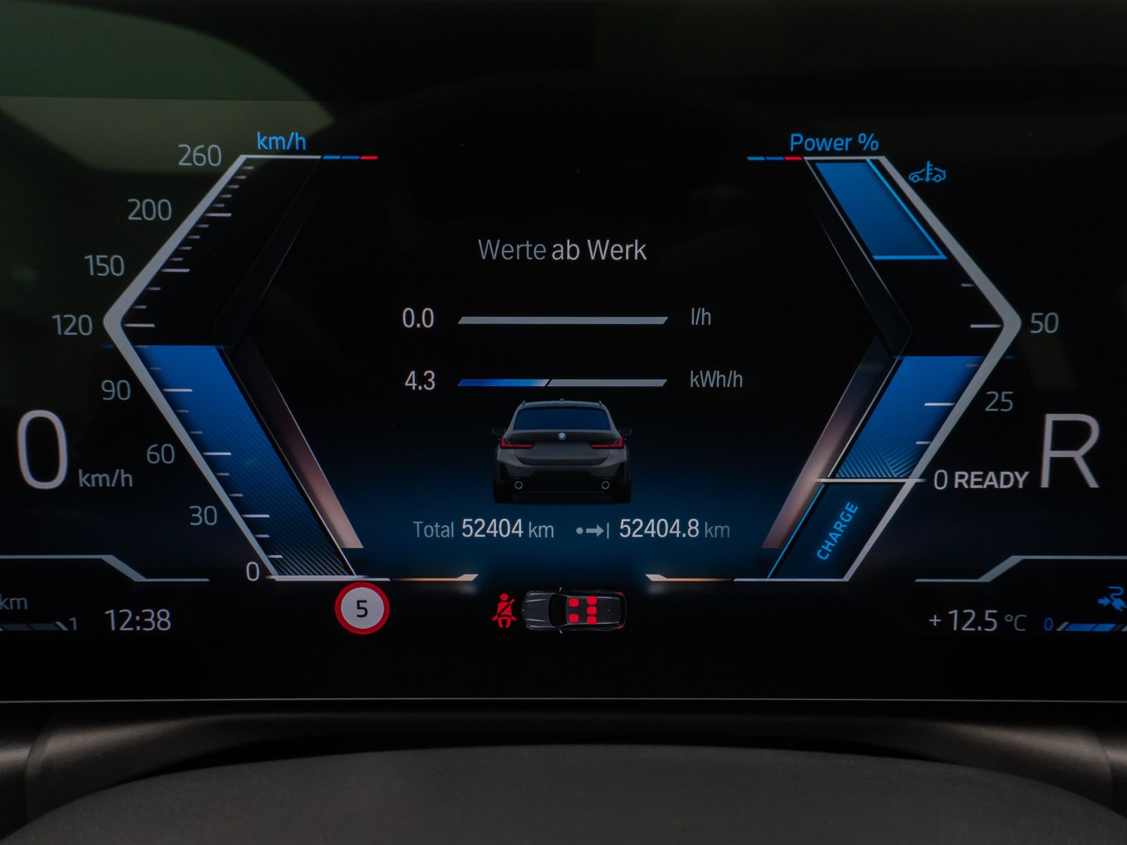 Fahrzeugabbildung BMW 330e xD M Sport Kamera DAB HiFi Komfort Panorama