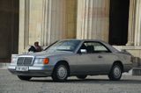Mercedes-Benz E 300 W124COUPE*DEUTSCH*LORINSER ALU*1a-FAHRZEUG - Oldtimer mit Benzin-Antrieb: Coupé