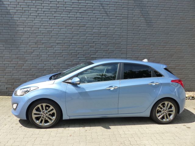 Hyundai i30 1.6 GDI Premium Automatik/Leder/Xenon/Kamera