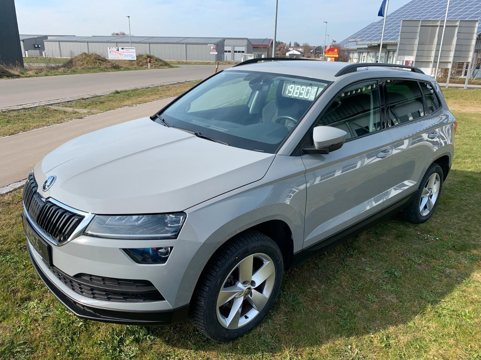 Skoda Karoq Style AHK schw.,elektr.Heckklappe,Navi