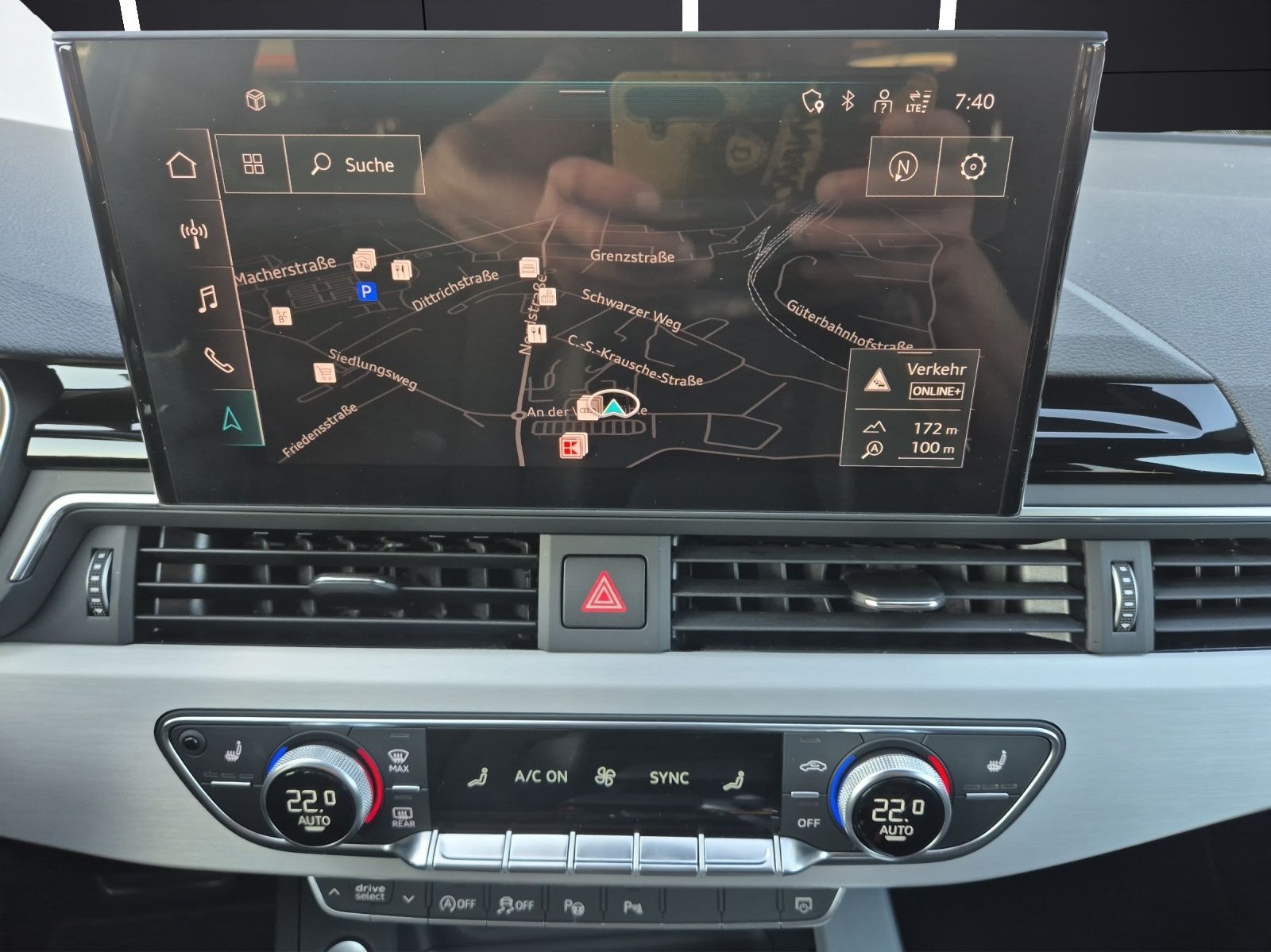 Fahrzeugabbildung Audi A4 Avant 40 TDI quattro S-line S-tronic Matrix A