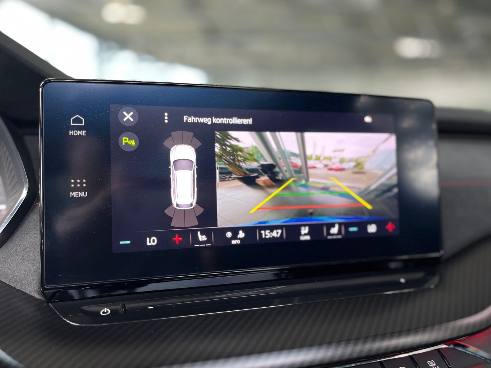Fahrzeugabbildung SKODA Octavia Combi RS PANO AHK LED NAVI