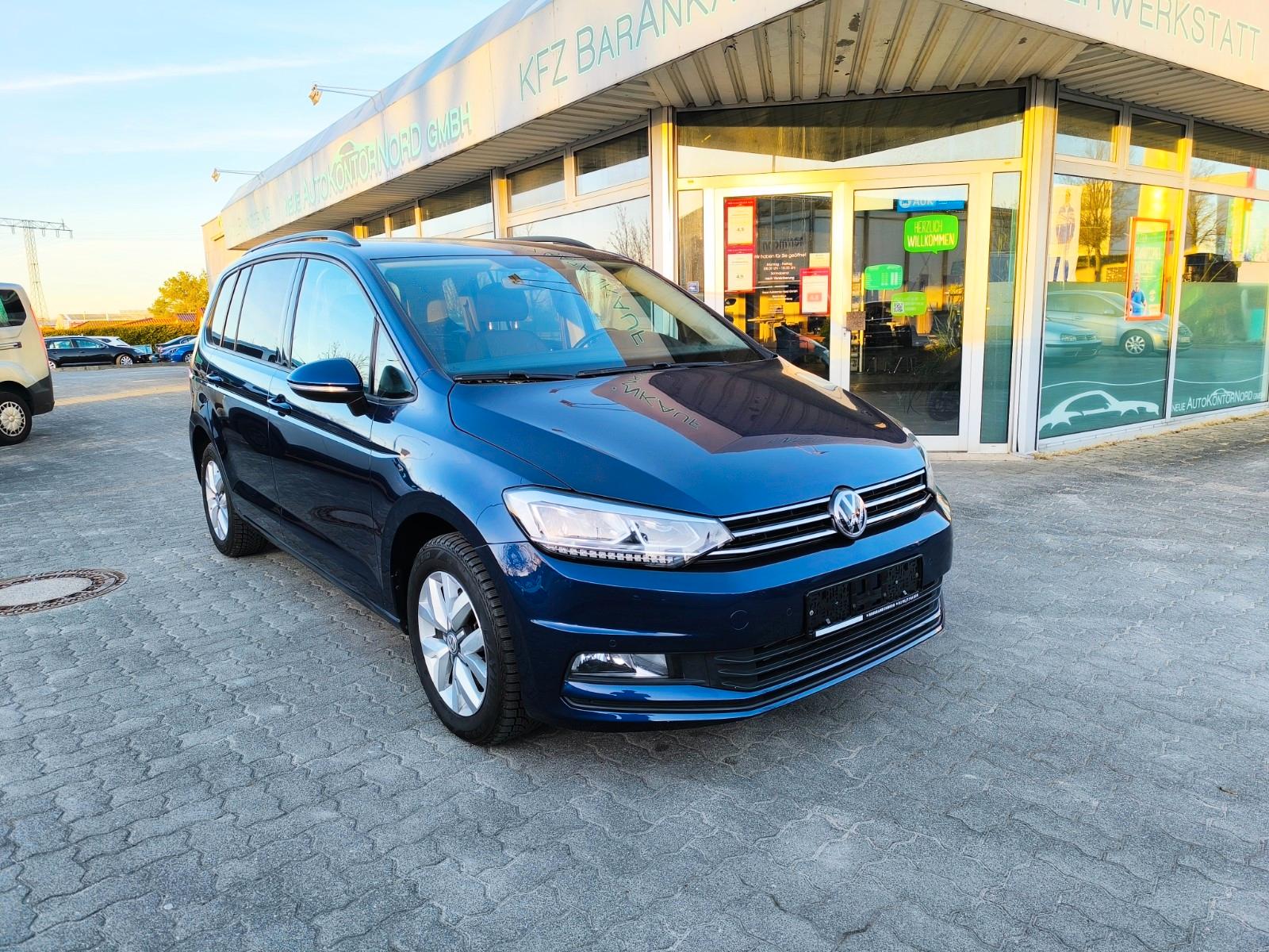 Volkswagen Touran Comfortline*1.HAND*SCHECKHEFT*LED*