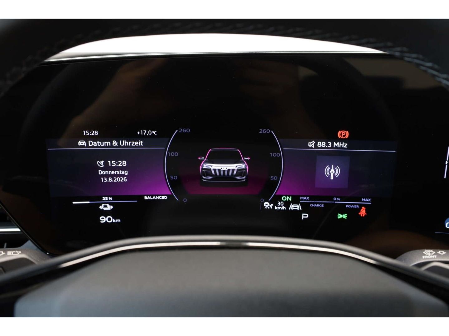 Audi Q6 e-tron - Bild 12