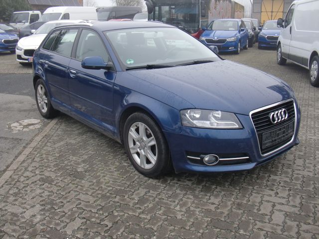 Audi A3 Sportback 1.6 TDI Attraction