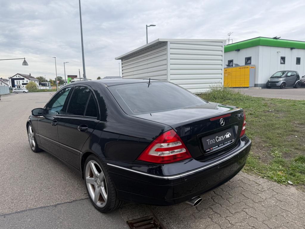 Mercedes-Benz C 230