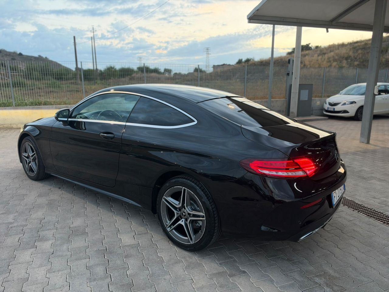 Mercedes-Benz MERCEDES C 220D COUPE' PREMIUM PLUS 4MATIC imagem 2