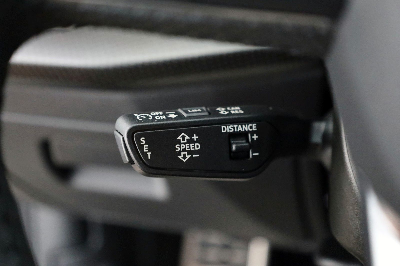 Fahrzeugabbildung Audi RS3 SB quattro Optik/Assistenz Pak,ACC,B&O,LED