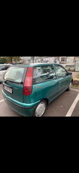 Fiat Punto 176 Benzin 60 PS Grün - Fiat Punto 176 mit Benzin-Antrieb