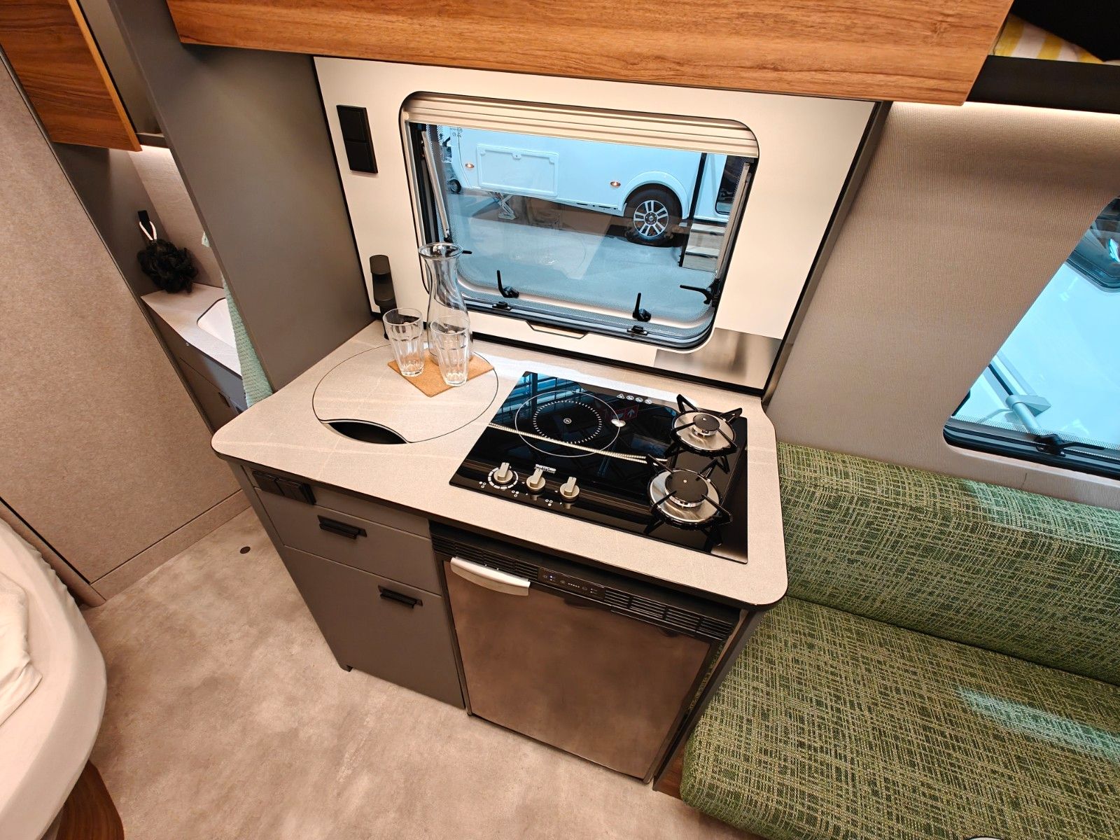 Fahrzeugabbildung HYMER / ERIBA / HYMERCAR Novaline 465 2026
