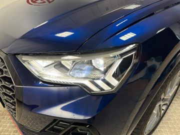 Audi Q3 Sportback 40 TFSI quattro S line 20 Zoll AHK