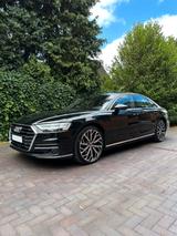 Audi A8 55 TFSI quattro tiptronic  - Audi A8 mit Benzin-Antrieb: Limousine, Automatik