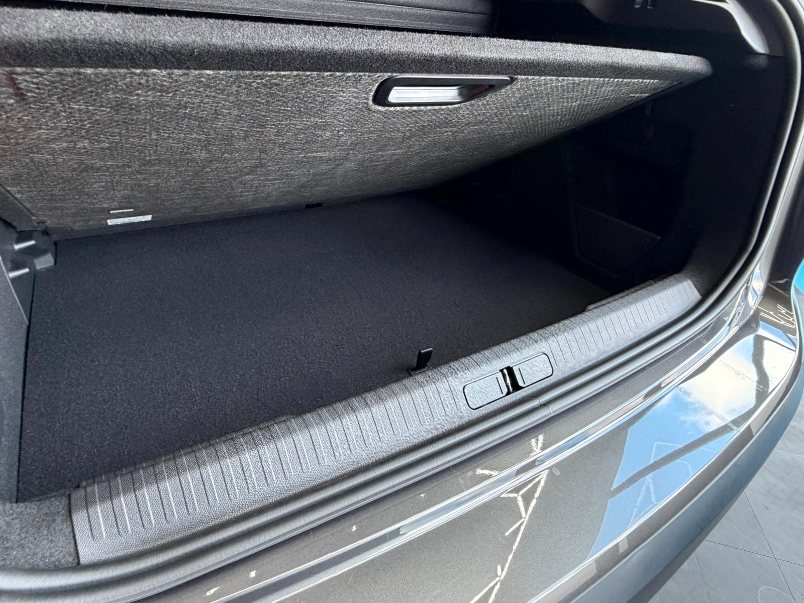 Citroën C4PureTech130Stop&StartEAT8MAX+HeadUp+LED+Rfkm.