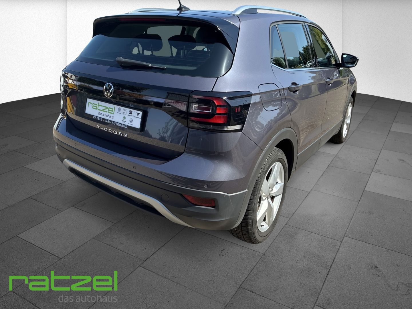 Fahrzeugabbildung Volkswagen T-Cross Style 1.0 TSI DSG LED Dyn. Kurvenlicht A