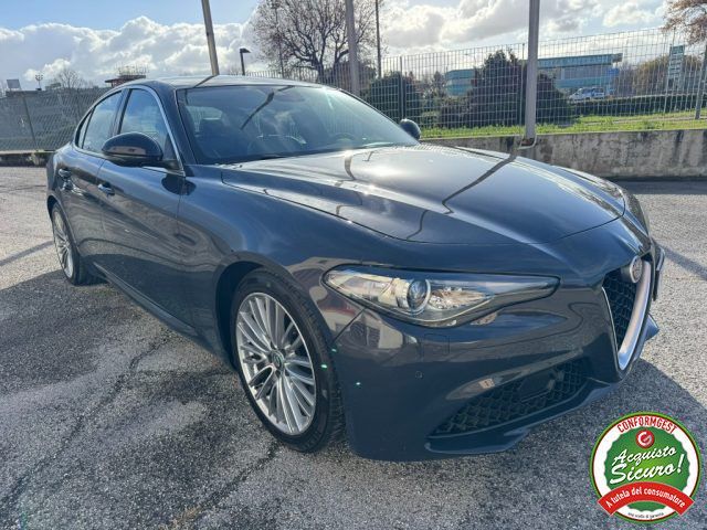 Alfa Romeo ALFA ROMEO Giulia 2.2 150cv AT8 Super R.Lega 18"