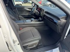 Fahrzeugabbildung Austral Techno Esprit Alpine 1.2 E-TECH Full Hyb