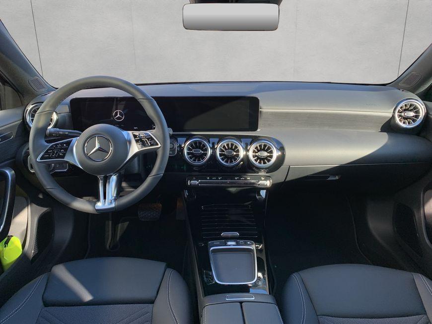 Mercedes-Benz A-Class Progressive Advanced Night Multibeam, миниатюра 13