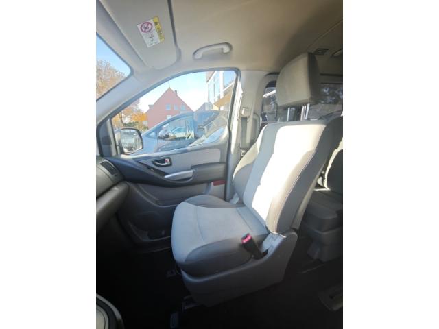 Hyundai H-1 HYUNDAI Family Automatik Navi 2.5 CRDI 170PS