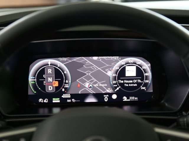 Volkswagen Caddy Maxi eHYBRID DSG STYLE ACC KAM 7SITZ AHK