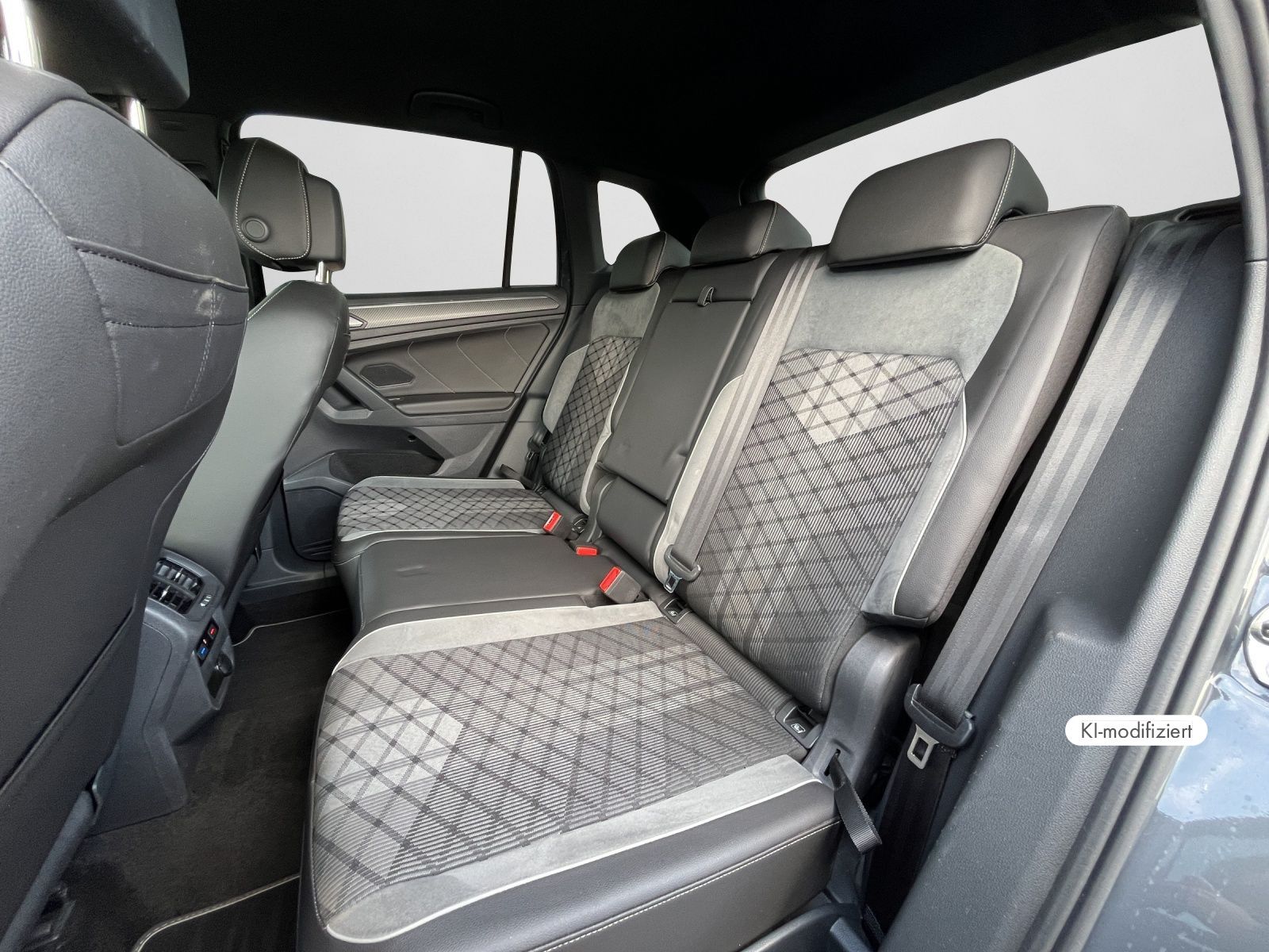 Volkswagen Tiguan - Bild 15