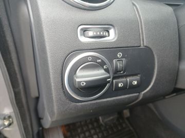 Land-Rover Discovery - 7