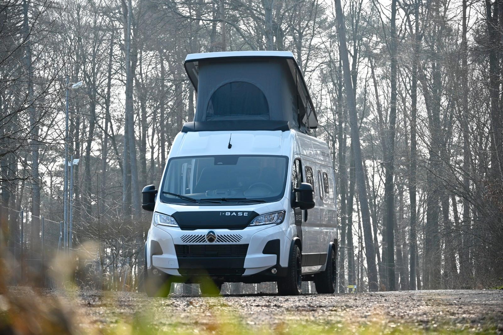 Andere ROCKET BASE - Gelegenheit sofort verfügbar!