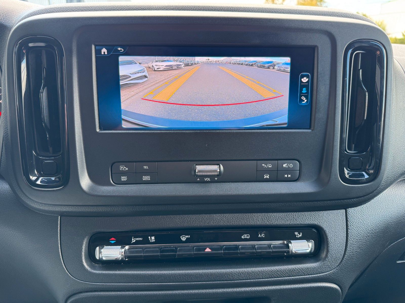 Fahrzeugabbildung Mercedes-Benz Vito 116 CDI 9G Klima Kamera AHK2,5to