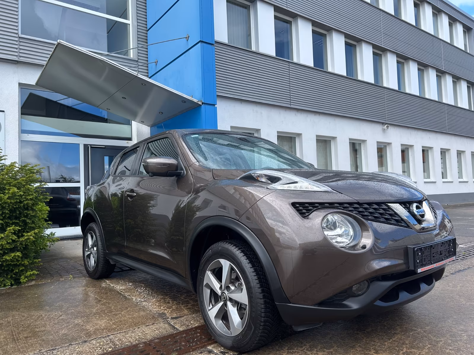 Nissan Juke N-Connecta*KAMERA*XENON*NAVI*AUTOM*1.HAND*