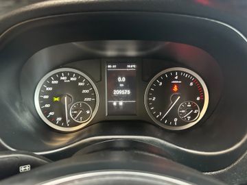 MYAUTOCENTER – Gebraucht- und Jahreswagen mit Werkstattservice in Pfaffenhofen Mercedes-Benz Vito Mixto *TEMPO*NAV*SitzHZ*PDC(CAM)*KLIMA*
