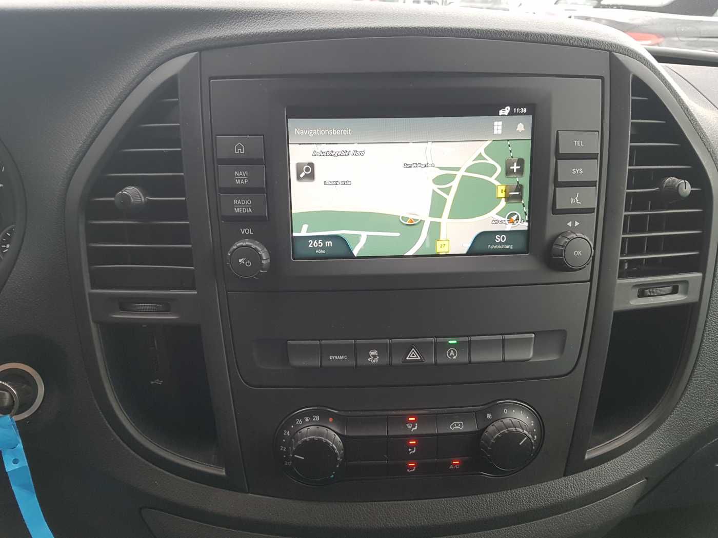 Fahrzeugabbildung Mercedes-Benz Vito 116 CDI Extralang 9G Klima Kamera Audio40