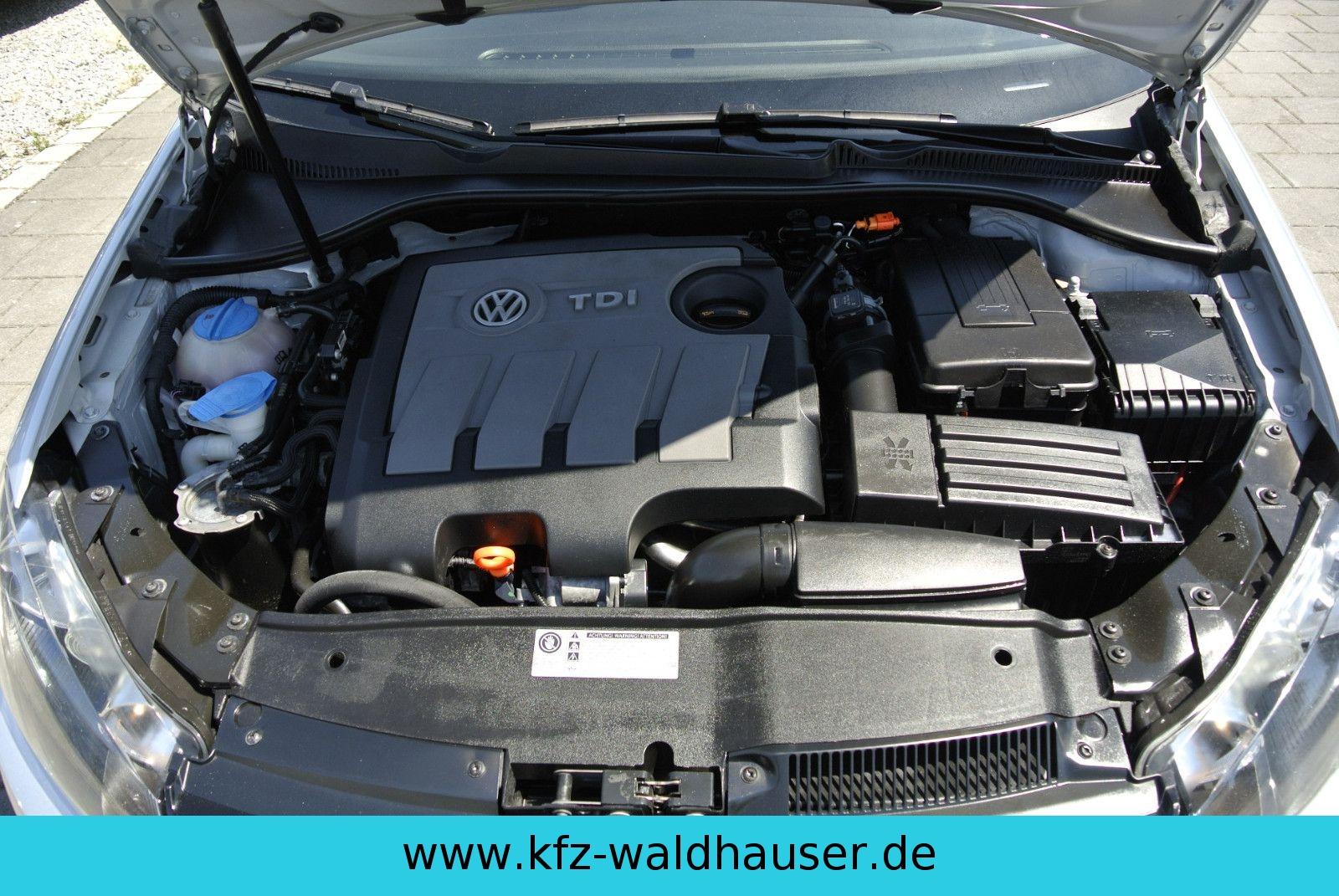 Volkswagen Golf 2011 — photo 26