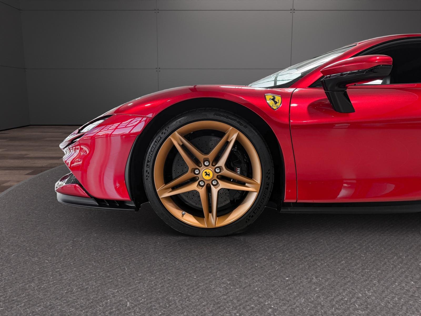 Ferrari SF90 SF90 Stradale