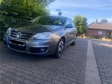Volkswagen Jetta 1.6 FSI gepflegt mit einigen Extras - gebrauchte VW Jetta aus dem Jahr 2007
