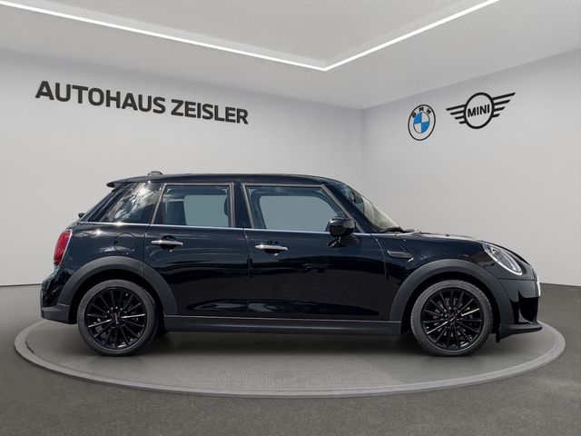 Foto Nummer 3: MINI One 5-Türer