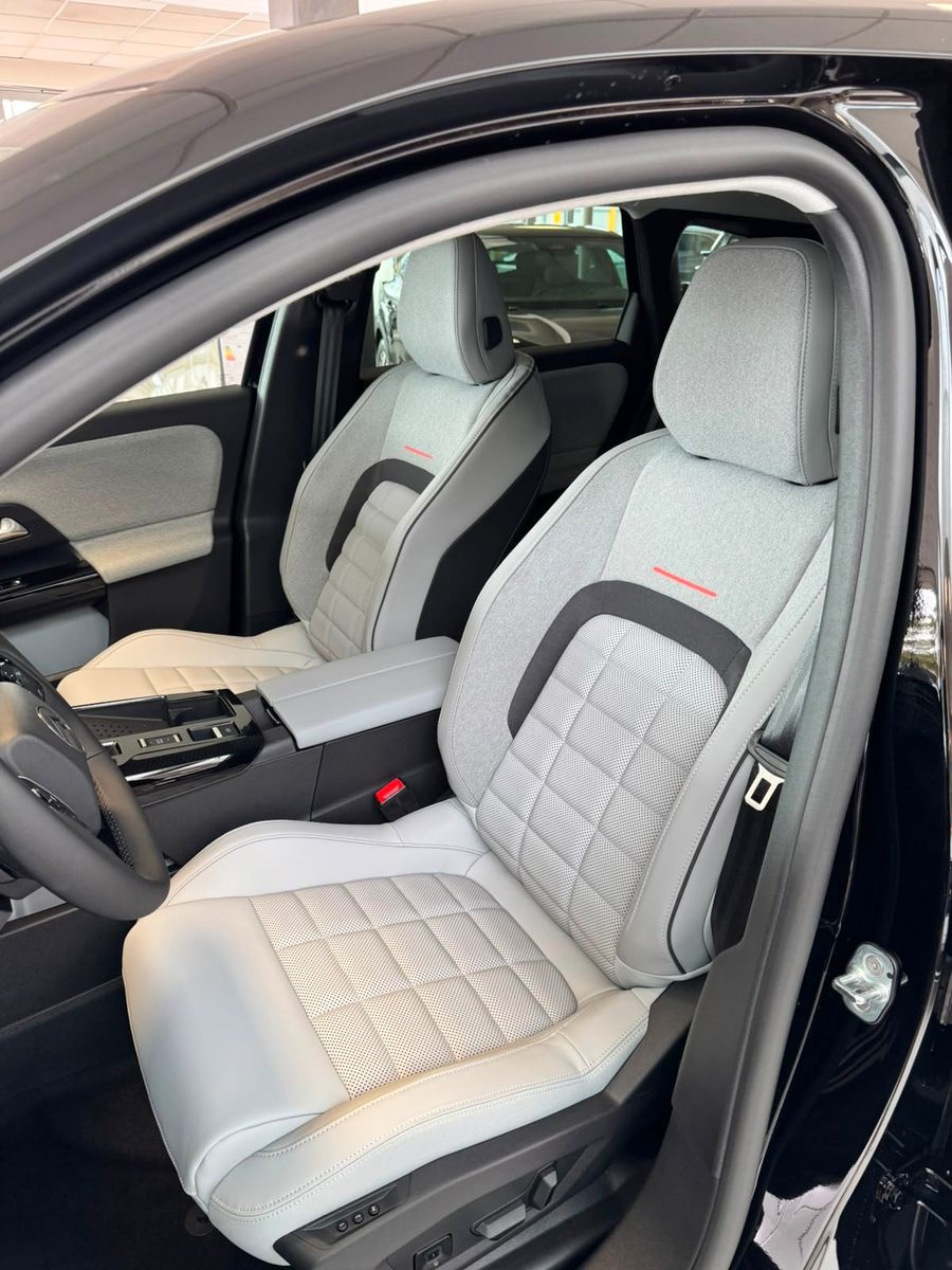 Fahrzeugabbildung Citroën C5 Aircross Hybrid 225 Stop&Start ë-EAT8