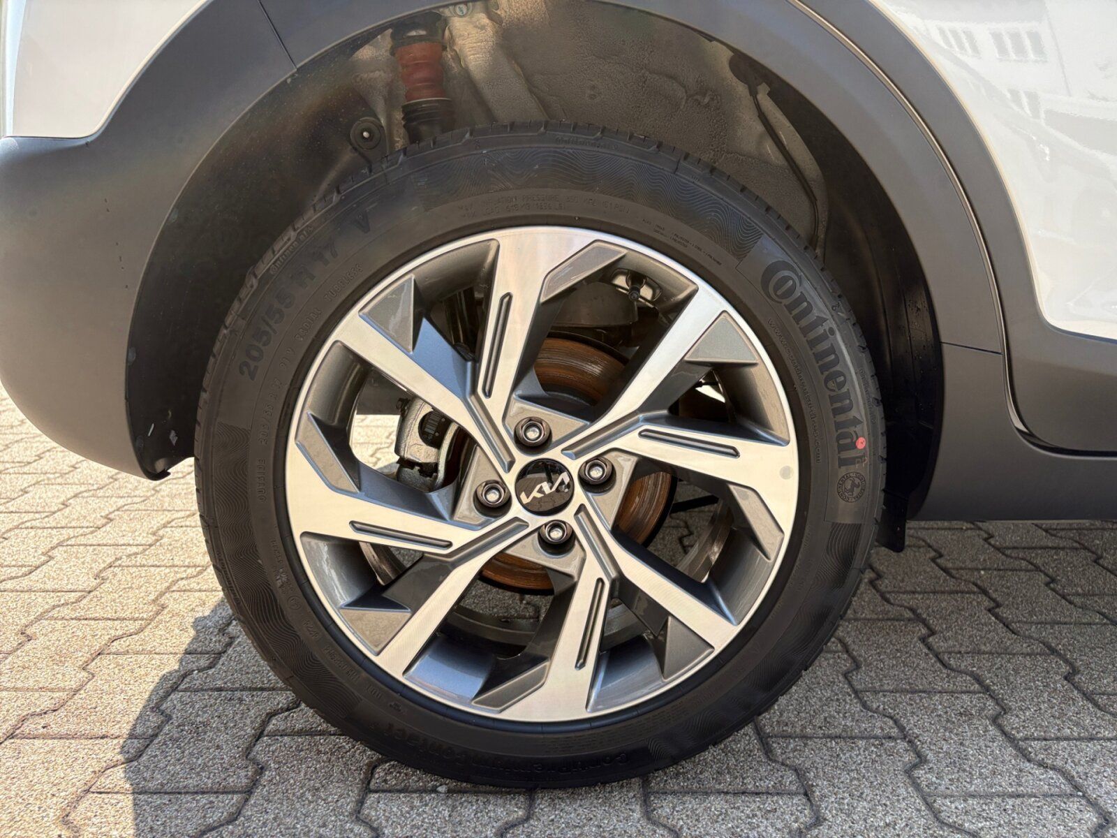 Fahrzeugabbildung Kia STONIC 1.0T 100 48V DCT GTL TECH GD AKTIONNavi