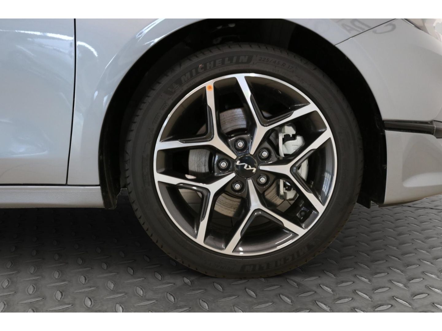 Fahrzeugabbildung Kia Ceed Ultimate 1,5 Aut. 48 V LED JBL Style Paket