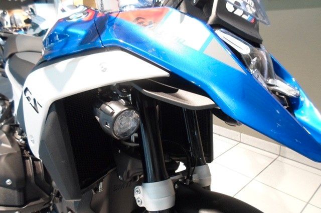 Fahrzeugabbildung BMW R1300GS Style Trophy mit Enduroschmiederäder