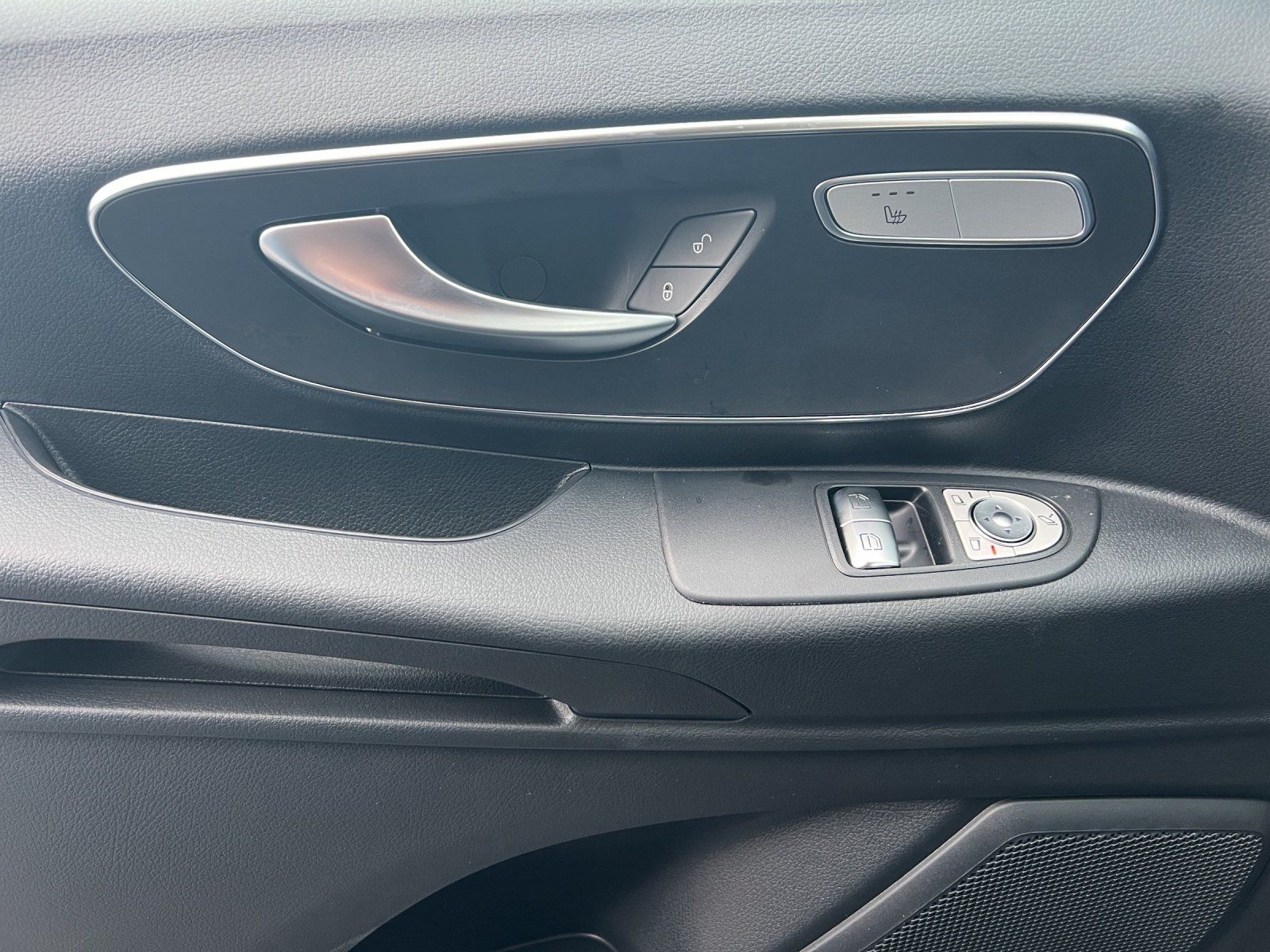 Fahrzeugabbildung Mercedes-Benz Vito 119 CDI Tourer SELECT Lang