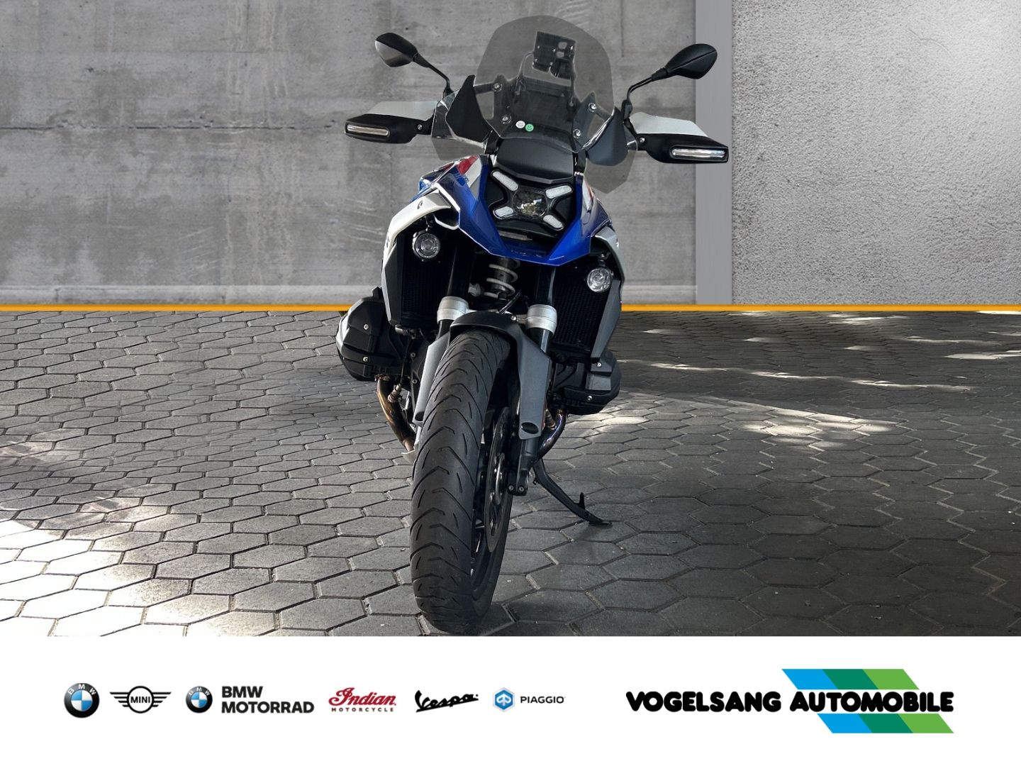 Fahrzeugabbildung BMW R 1300 GS alle Pakete, Style Trophy, Adaptive Fa