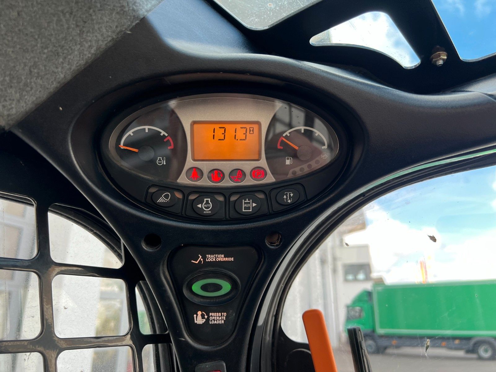 Fahrzeugabbildung Bobcat S450 / nur 131h !! / Gabel / Schaufel