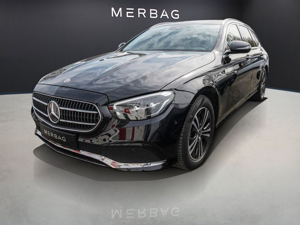 MERCEDES-BENZ E 220 d T AVANTGARDE MBUX KAMERA LED