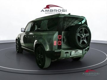 Land-Rover Defender - 4