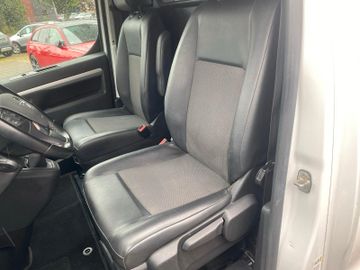 Bild 18 Opel Vivaro Kasten 2.0D L2*AHK*CARPLAY*KAM*1.HD*MWST*