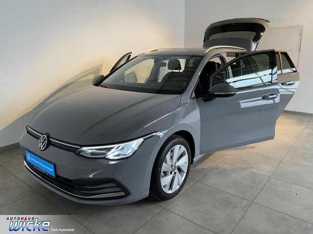 Golf VIII Variant 1.5 TSI Move NAVI KLMA LED AHK