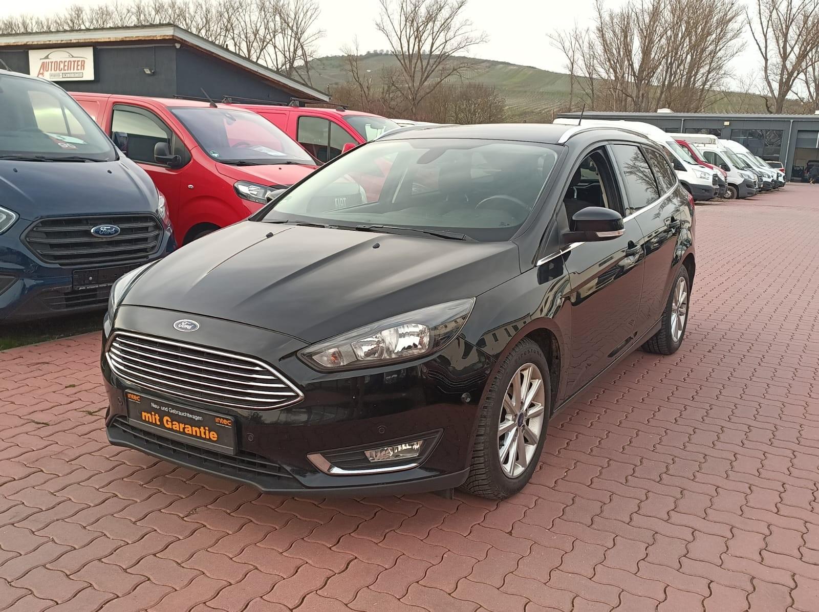 Ford Focus Titanium StartStop*Klima*Tempomat*SHZ*PDC