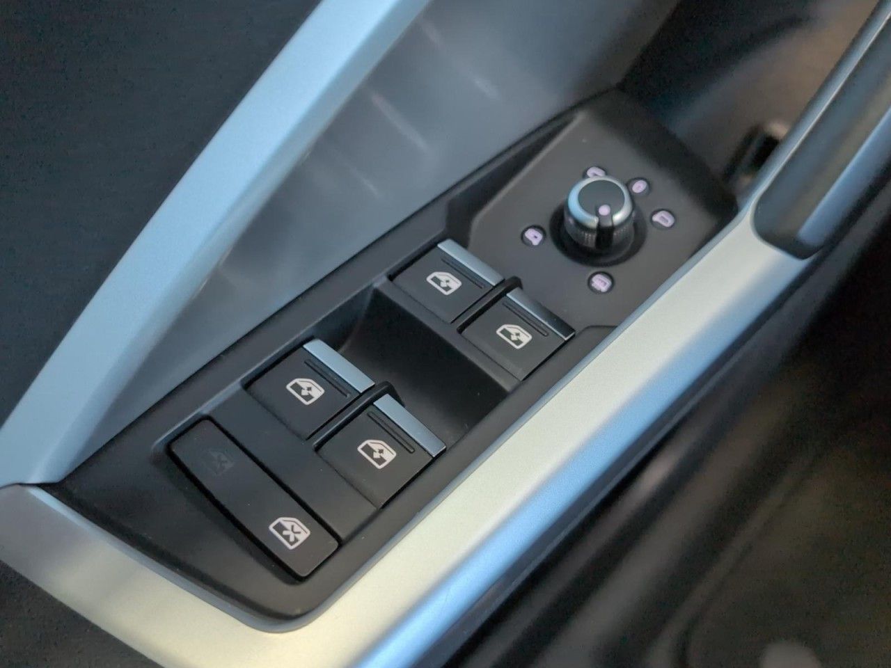 Q3 advanced 35 TFSI S tronic Klima Navi Leder