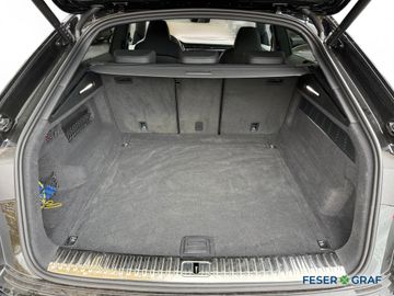 Audi Q8 - 6